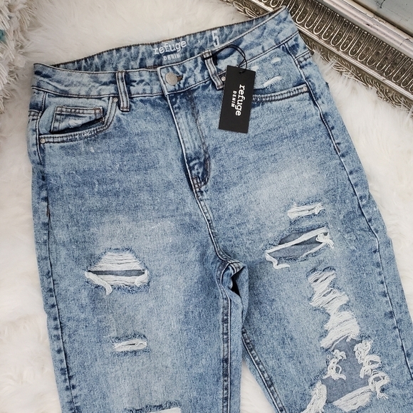 New! Refuge Denim Mom Relax High Rise Distressed Ripped Jeans. Size 5. - Picture 2 of 11